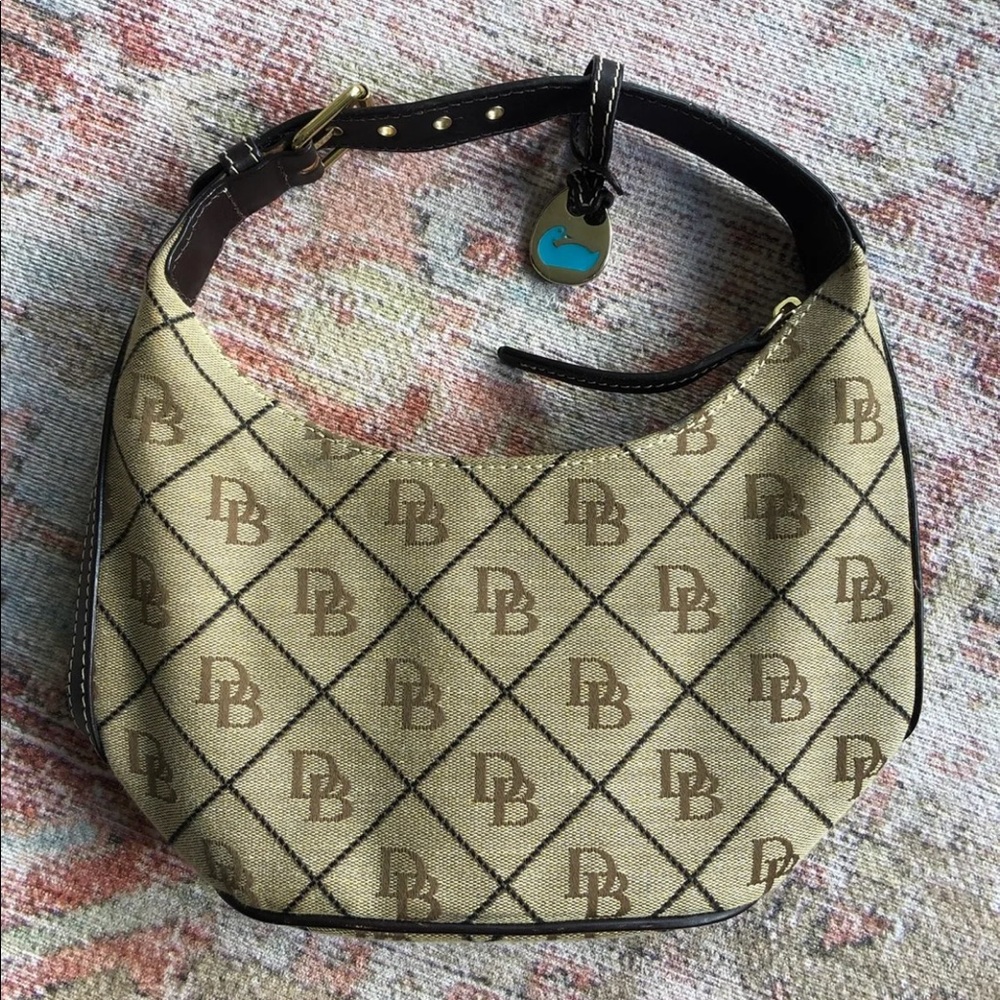 Dooney and bourke bag